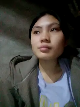 Snapshot of Hilary-123 chatting on 12.04.25 Hilary-123 online show from 12.04.25