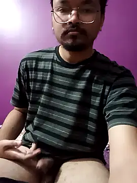 Snapshot of Fz1214 chatting on 12.02.25 Fz1214 online show from 12.02.25