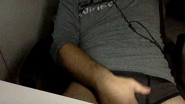 Snapshot of maxricc1 chatting on 12.01.25 maxricc1 online show from 12.01.25