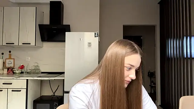 Snapshot of Adelle_Love chatting on 12.02.25 Adelle Love online show from 12.02.25