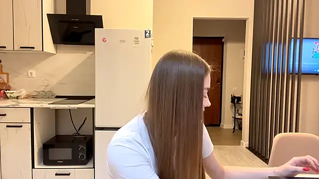 Snapshot of Adelle_Love chatting on 12.04.25 Adelle Love online show from 12.04.25