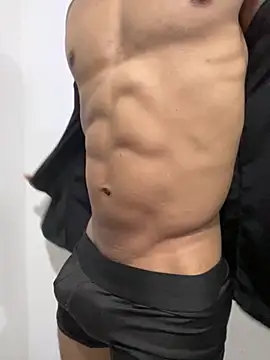 BrunoHot  online show from 12.04.25