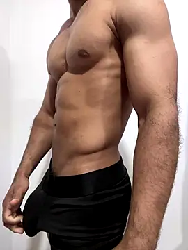 BrunoHot  online show from 12.04.25