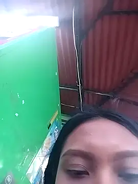 Snapshot of Zoe_Girl520 chatting on 12.03.25 Zoe Girl520 online show from 12.03.25