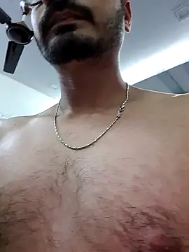 farooq2001 online show from 12.02.25