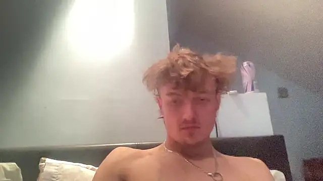 mackbriggs2 00 online show from 12.04.25