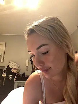 xxxsophxxx21 online show from 12.04.25