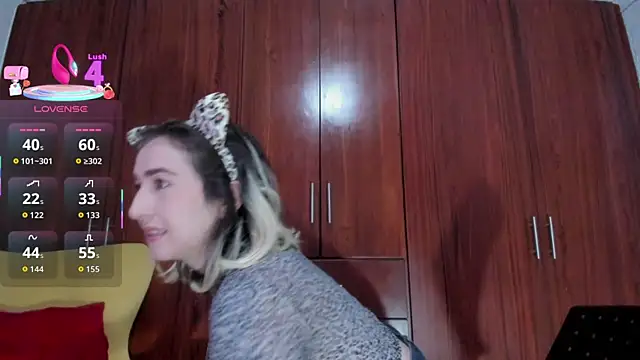 carly grasso online show from 10.31.25