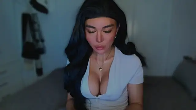 mxshemale ladyboy online show from 03.08.25