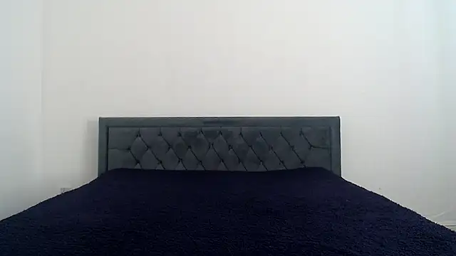 Snapshot of Stella_John chatting on 03.08.25 Stella John online show from 03.08.25