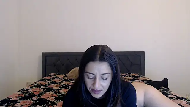 Stella John online show from 09.26.25