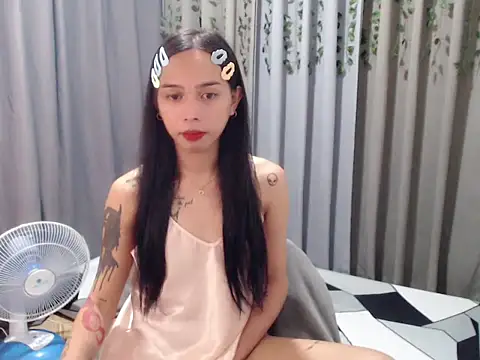 Snapshot of LOVELYMAYUMIE chatting on 12.07.24 LOVELYMAYUMIE online show from 12.07.24