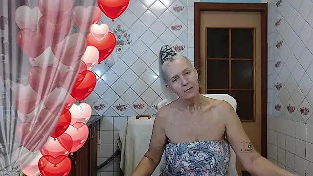 Snapshot of lukerya chatting on 01.05.25 lukerya online show from 01.05.25