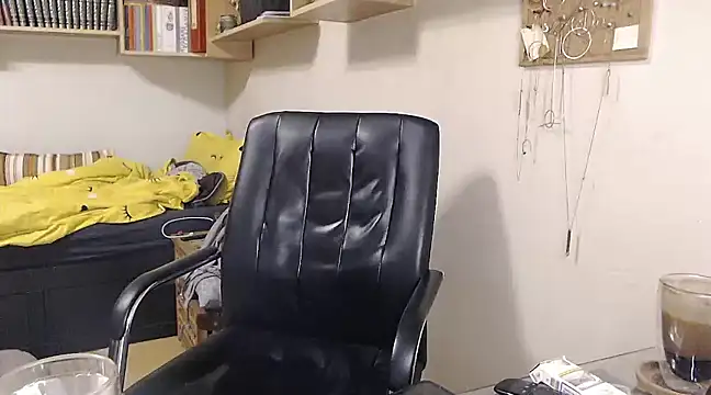 katemodel online show from 01.03.25