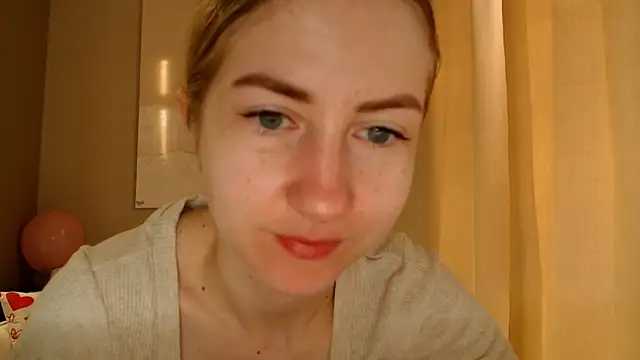 BluueSilk online show from 03.04.25