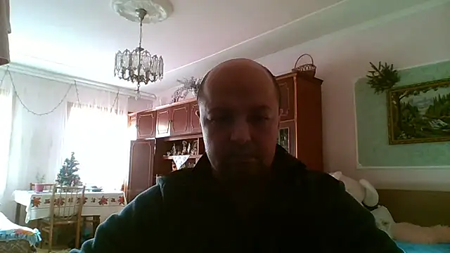 Snapshot of Luceriusbigass chatting on 01.01.25 Luceriusbigass online show from 01.01.25