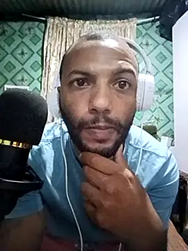 Snapshot of Camodick chatting on 01.27.25 Camodick online show from 01.27.25