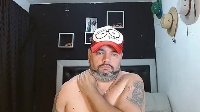 Snapshot of perverseveteranmanxxx chatting on 02.07.25 perverseveteranmanxxx online show from 02.07.25