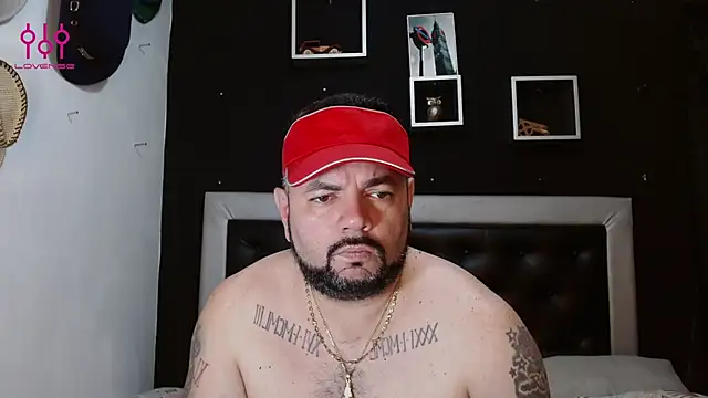 Snapshot of perverseveteranmanxxx chatting on 02.27.25 perverseveteranmanxxx online show from 02.27.25
