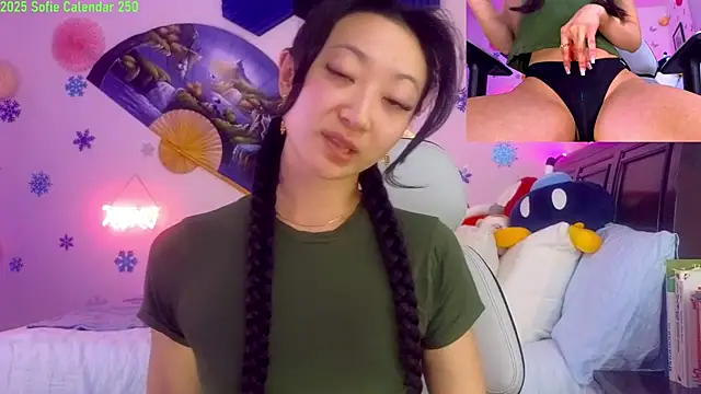 Snapshot of MySweetSofie chatting on 02.05.25 MySweetSofie online show from 02.05.25