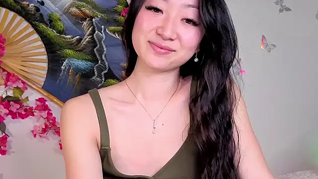 Snapshot of MySweetSofie chatting on 09.28.25 MySweetSofie online show from 09.28.25