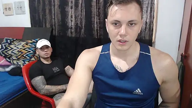 Snapshot of kike_energy chatting on 10.07.25 kike energy online show from 10.07.25