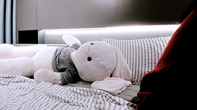 SungkyunnKwan online show from 02.09.25