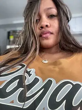 riri brunnete online show from 01.12.25