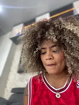 riri brunnete online show from 03.02.25