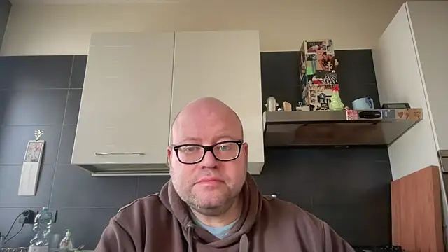 Snapshot of theitalianbear chatting on 03.18.25 theitalianbear online show from 03.18.25