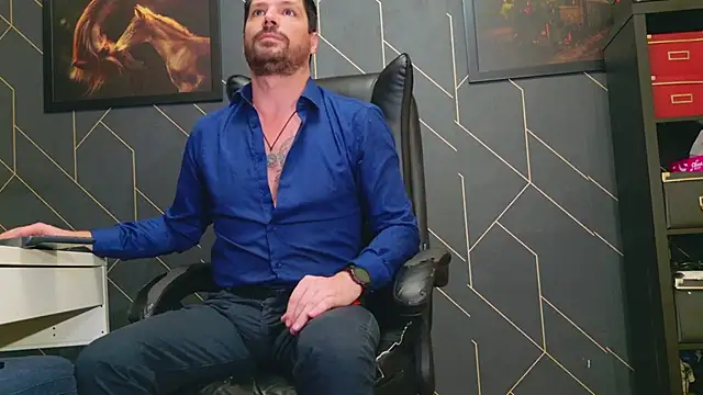Snapshot of ChrisKox chatting on 01.27.25 ChrisKox online show from 01.27.25