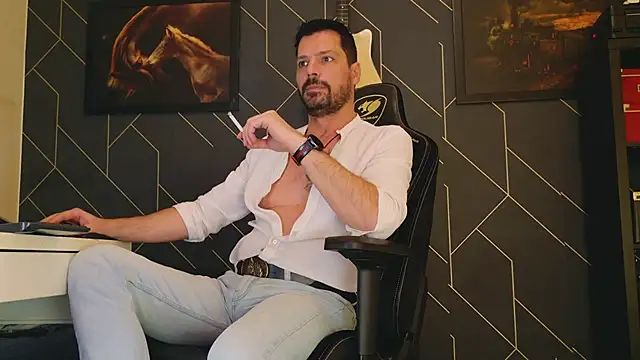 Snapshot of ChrisKox chatting on 02.09.25 ChrisKox online show from 02.09.25