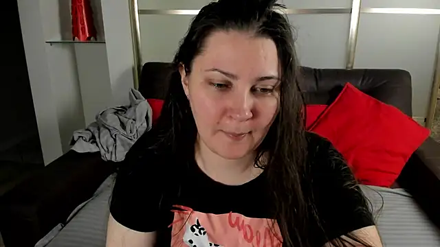 Snapshot of MarySwon chatting on 10.10.25 MarySwon online show from 10.10.25