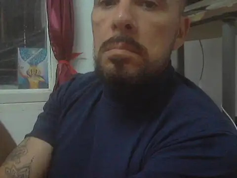 Snapshot of el_principe_hot chatting on 10.18.25 el principe hot online show from 10.18.25