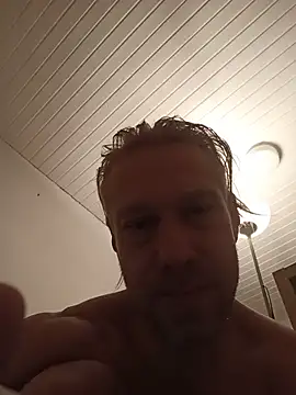 AthleticWomenizer2 online show from 11.02.25