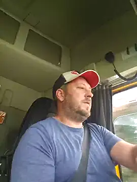 Snapshot of ktmtom247 chatting on 09.24.25 ktmtom247 online show from 09.24.25