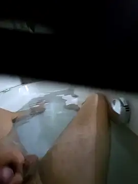 Snapshot of ktmtom247 chatting on 10.12.25 ktmtom247 online show from 10.12.25