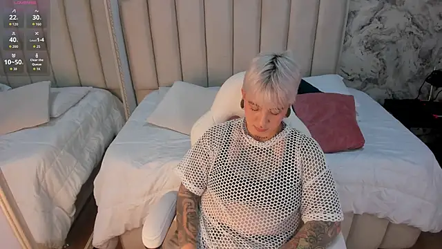 Snapshot of amy_ink chatting on 09.16.25 amy ink online show from 09.16.25
