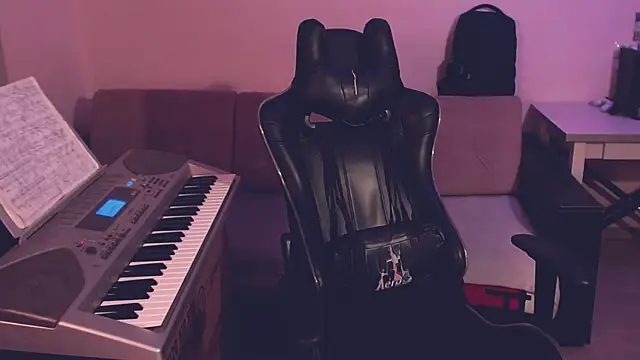 Sweetparker online show from 01.11.25