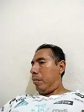 Snapshot of desnudo_Sexoxo chatting on 10.27.25 desnudo Sexoxo online show from 10.27.25