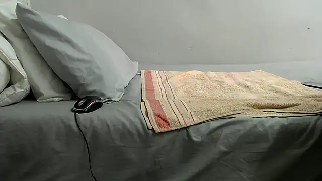 Snapshot of xTwerkingMistressx chatting on 11.04.25 xTwerkingMistressx online show from 11.04.25