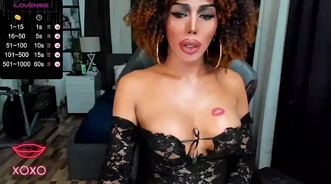 Forever MissCandace online show from 12.21.24