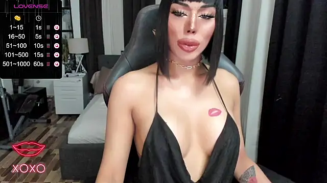 Forever MissCandace online show from 02.13.25