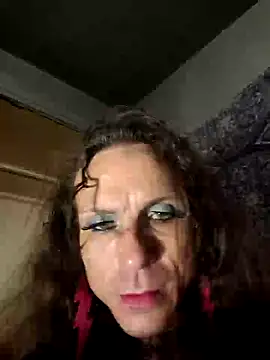 Snapshot of sissyvee chatting on 02.17.25 sissyvee online show from 02.17.25