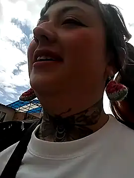 Snapshot of cindy_ink chatting on 12.10.24 cindy ink online show from 12.10.24