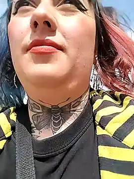 Snapshot of cindy_ink chatting on 02.14.25 cindy ink online show from 02.14.25