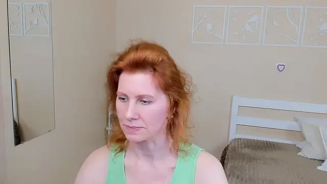 Snapshot of FoxySophia chatting on 02.03.25 FoxySophia online show from 02.03.25
