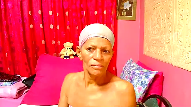 SLUTTYROXY online show from 02.07.25