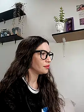 loveuu-bae online show from 02.06.25