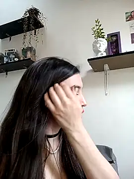 loveuu-bae online show from 02.24.25